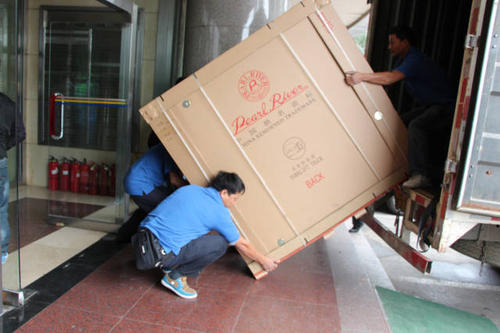 尖扎钢琴贵重工艺品无忧运
